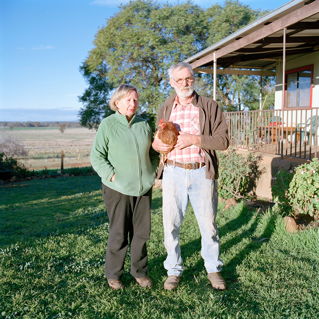 Helen and Dennis Smith by Lee Grant