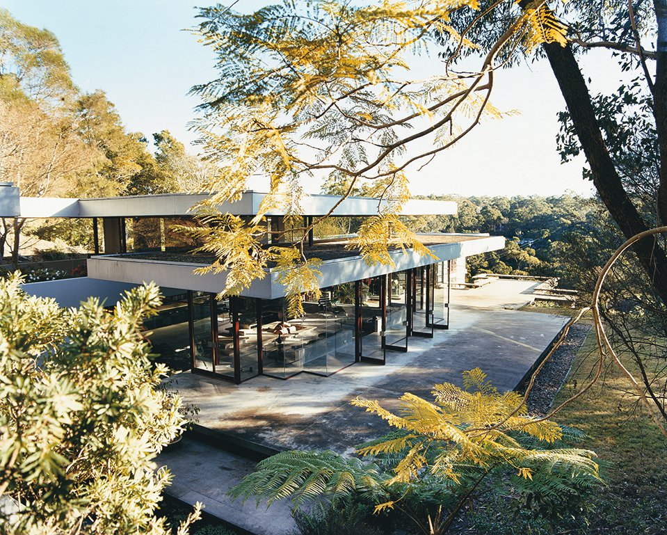 The Rosenburg House in NSW. Designed by Neville Gruzman, shot by Michael Wee. 