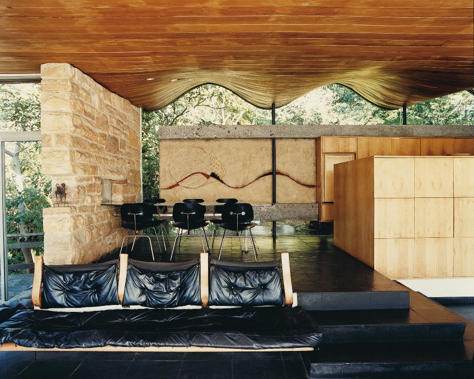 The Buhrich House II in NSW. Designed by Hugh Buhrich, shot by Michael Wee. 