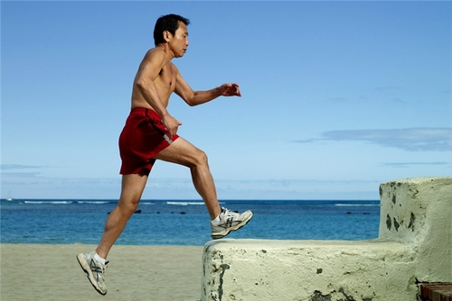 Haruki Murakami, jogging shot by Patrick Fraser