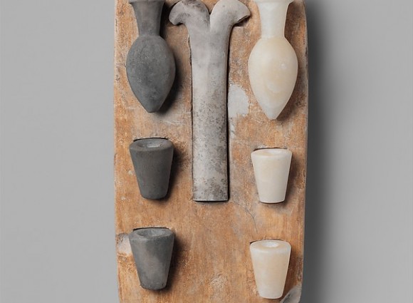 Image of mouth openers via Met Museum